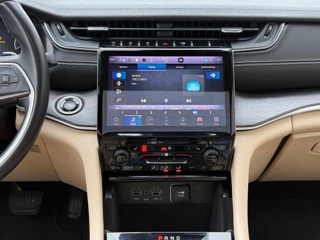 2022 Jeep Grand Cherokee L Limited 3rd row seating SUV