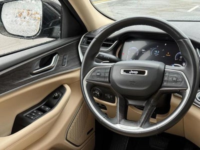 2022 Jeep Grand Cherokee L Limited 3rd row seating SUV