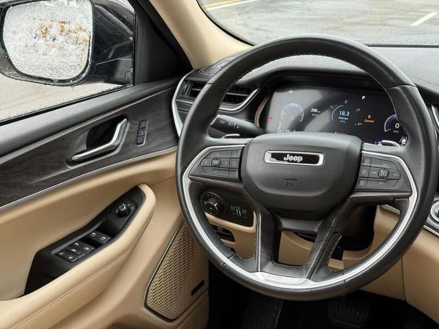 2022 Jeep Grand Cherokee L Limited 3rd row seating SUV