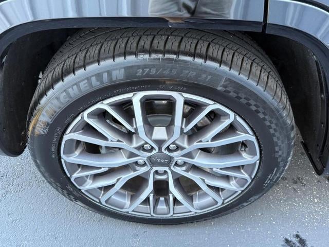 2023 Jeep Grand Cherokee L Summit RESERVE CERTIFIED Near Madison