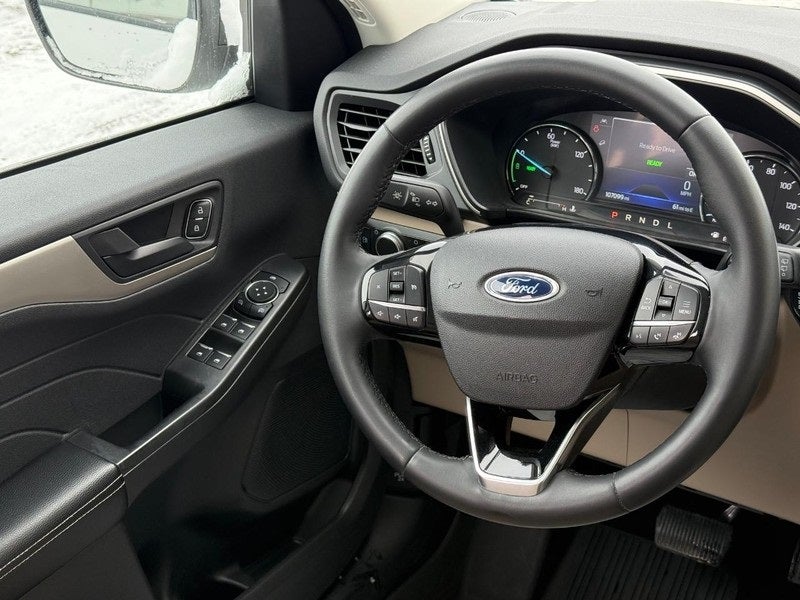 2022 Ford Escape SE Hybrid CERTIFIED HYBRID AWD