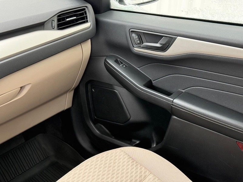 2022 Ford Escape SE Hybrid CERTIFIED HYBRID AWD