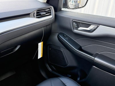 2026 Ford Escape Hybrid Platinum