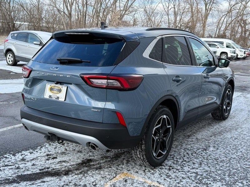 2026 Ford Escape Hybrid Platinum
