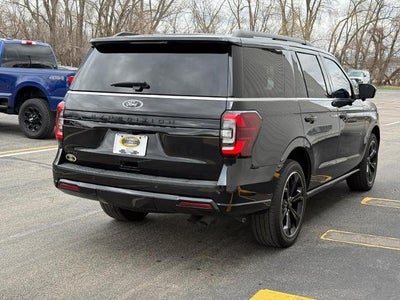 2023 Ford Expedition Limited Stealth Performance Edition