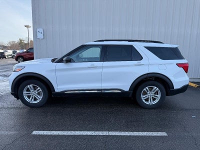 2023 Ford Explorer XLT CERTIFIED Near Janesville