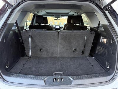 2023 Ford Explorer XLT CERTIFIED Near Janesville