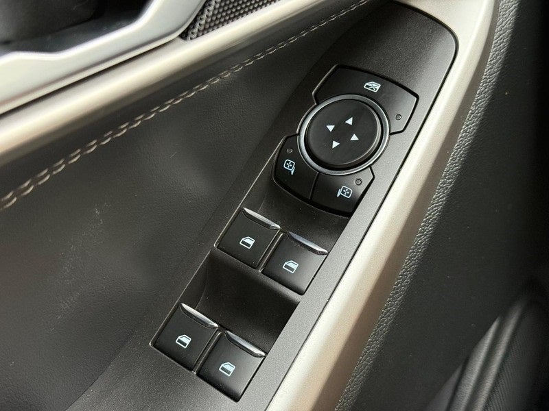 2023 Ford Explorer XLT CERTIFIED Near Madison