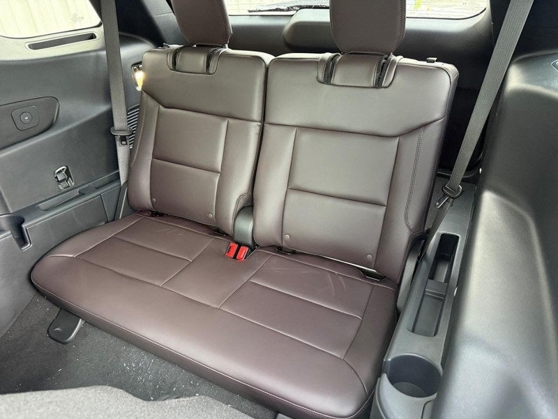 2026 Ford Explorer Platinum Luxury Leather Pack