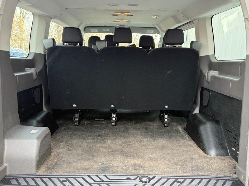 2020 Ford Transit-150 XL 8 PASSENGER VAN