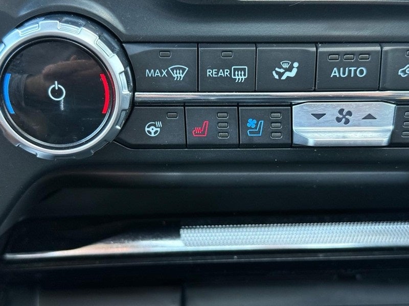 2022 Ford F-150 Lariat CERTIFIED LARIAT Near Janesville