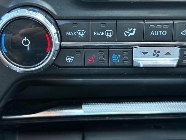 2022 Ford F-150 Lariat CERTIFIED LARIAT Near Janesville