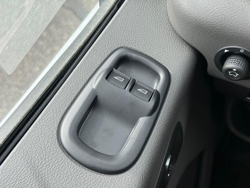 2025 Ford Transit-150 Mid Roof