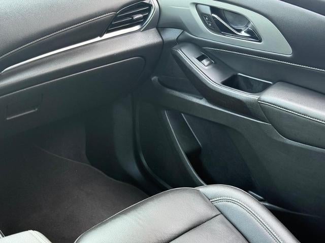 2023 Chevrolet Traverse LT Leather CERTIFIED near Janesville
