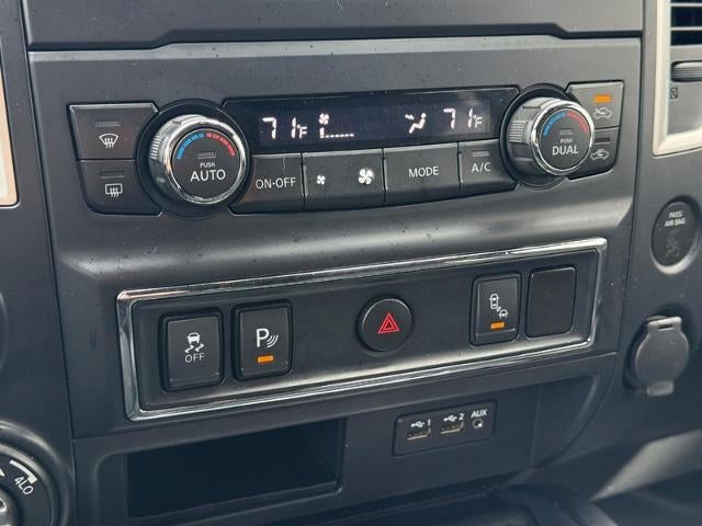 2019 Nissan Titan SV Crew Cab 4x4