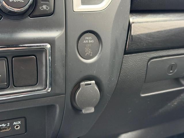 2019 Nissan Titan SV Crew Cab 4x4