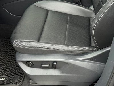 2023 Volkswagen Atlas Cross Sport 3.6L V6 SE w/Technology CERTIFIED NEAR Waukesha