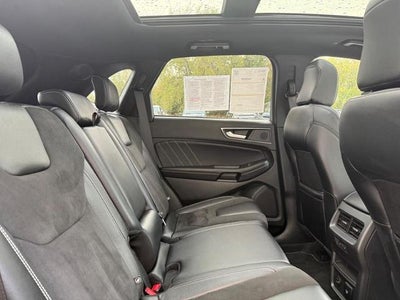2022 Ford Edge ST CERTIFIED Near Janesville
