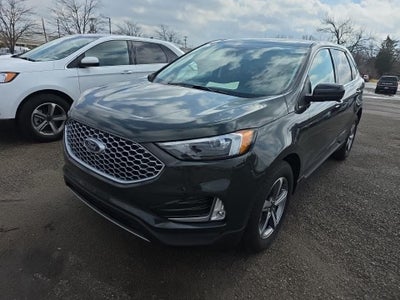 2024 Ford Edge SEL Certified AWD Near Janesville