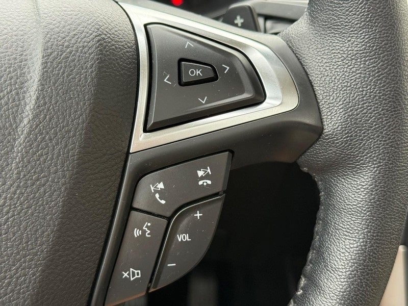 2022 Ford Edge SEL CERTIFIED Near Milwaukee