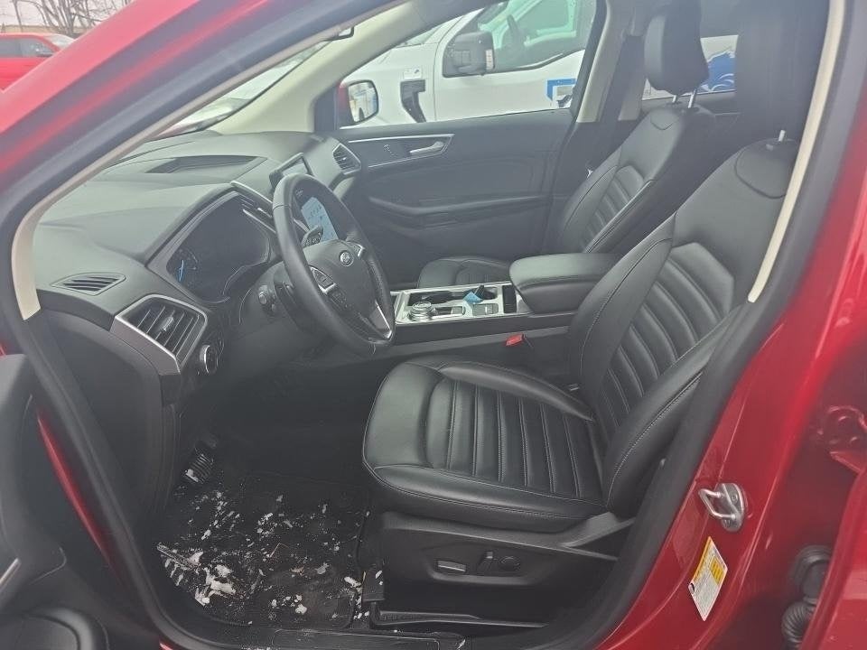 2024 Ford Edge SEL CERTIFIED Near Janesville