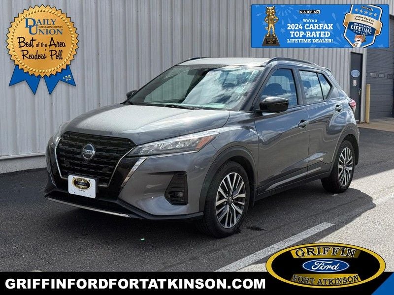 2021 Nissan Kicks SR