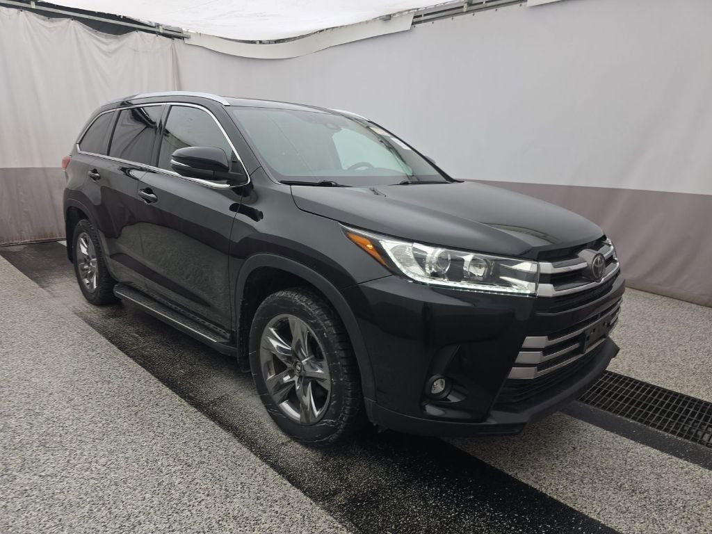 2019 Toyota Highlander Limited Certified Limited Near Madison
