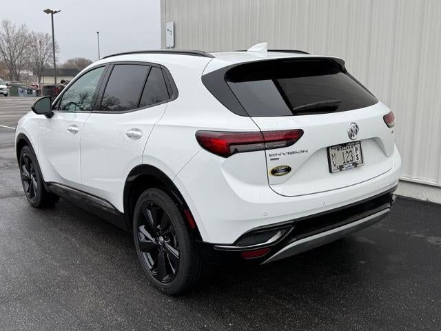 2023 Buick Envision Essence Near Janesville
