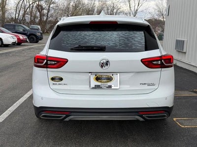 2018 Buick Regal TourX Essence TourX All Wheel Drive