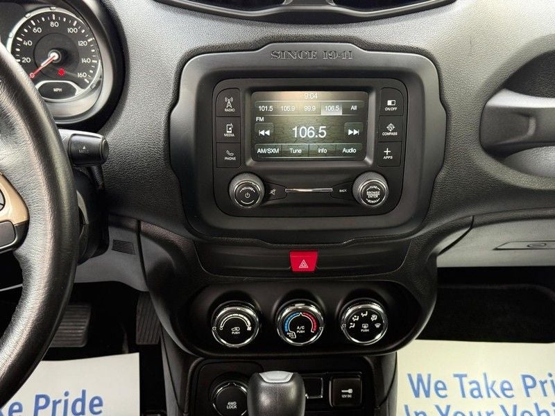 2016 Jeep Renegade Latitude 4 WHEEL DRIVE