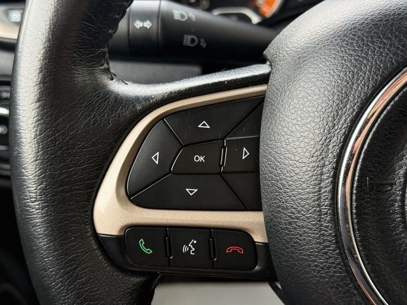 2016 Jeep Renegade Latitude 4 WHEEL DRIVE