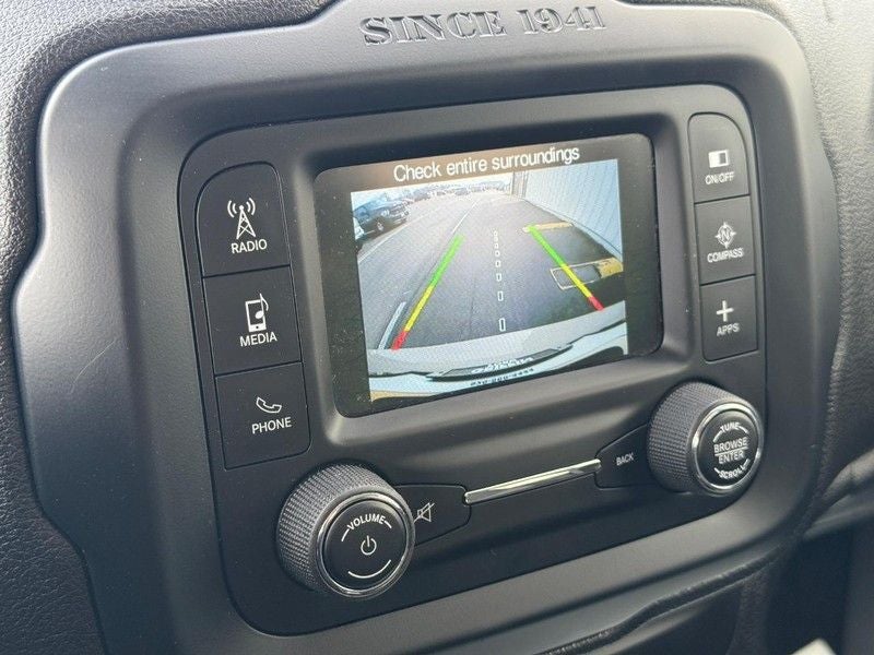 2016 Jeep Renegade Latitude 4 WHEEL DRIVE