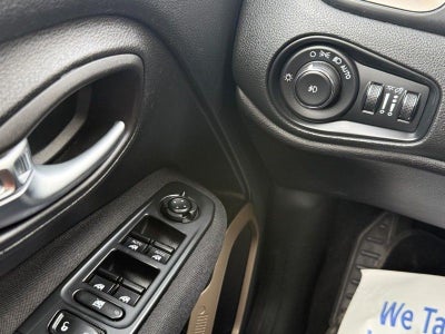 2016 Jeep Renegade Latitude 4 WHEEL DRIVE