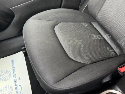 2016 Jeep Renegade Latitude 4 WHEEL DRIVE