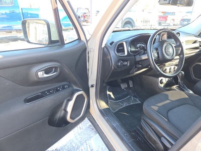 2016 Jeep Renegade Latitude 4 WHEEL DRIVE