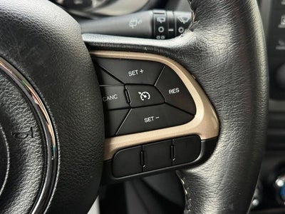 2016 Jeep Renegade Latitude 4 WHEEL DRIVE