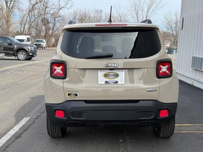 2016 Jeep Renegade Latitude 4 WHEEL DRIVE